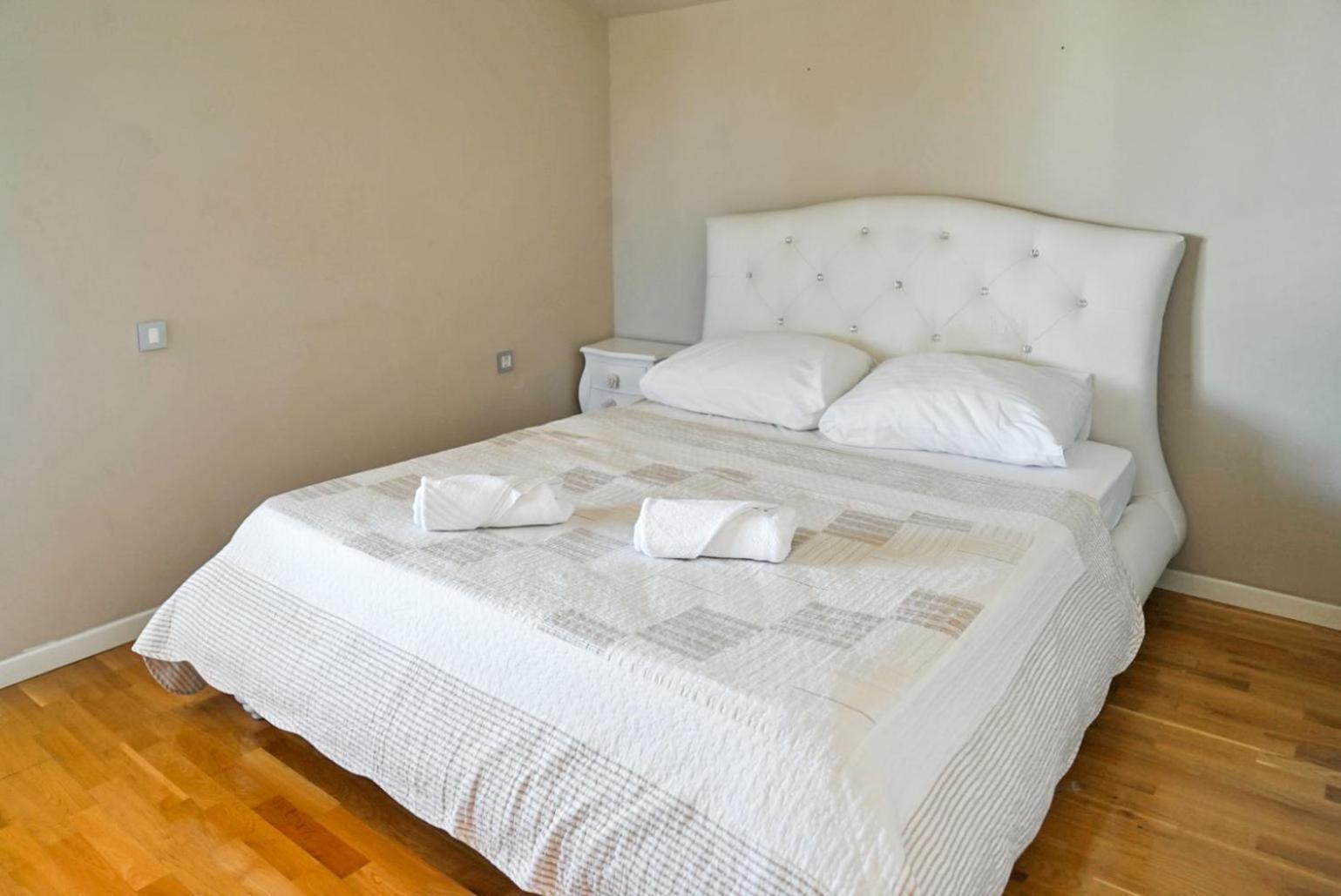 Kristal Paris Resort Novalja Zewnętrze zdjęcie