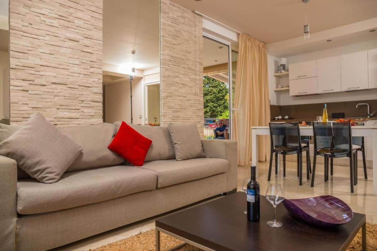 Kristal Paris Resort Novalja Zewnętrze zdjęcie