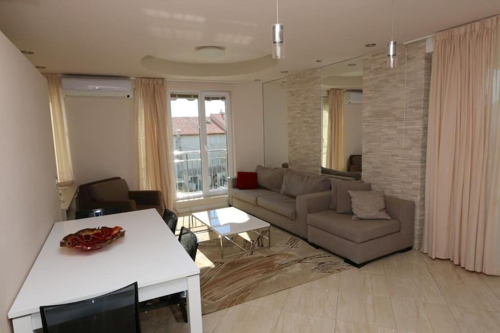 Kristal Paris Resort Novalja Zewnętrze zdjęcie