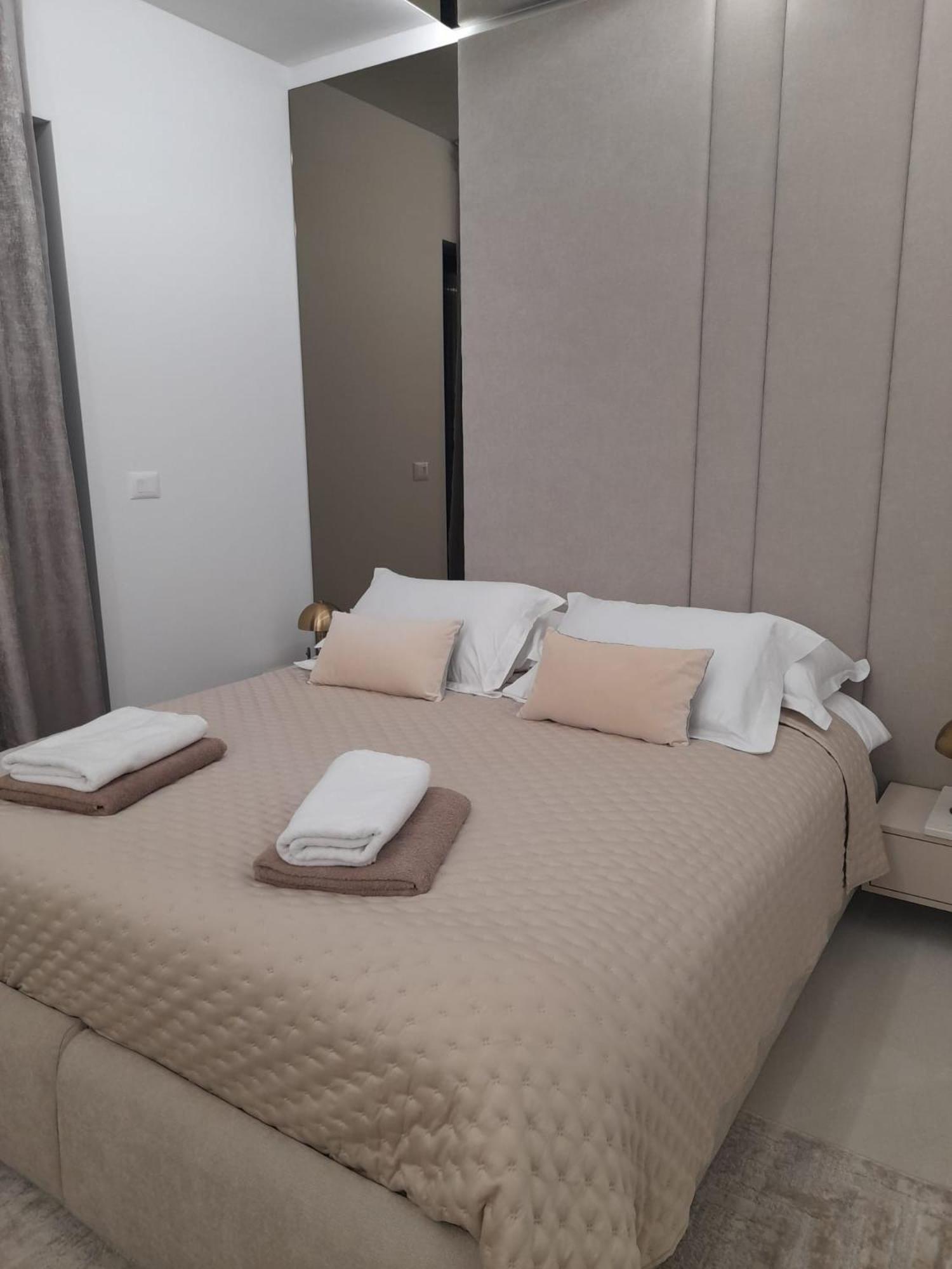 Kristal Paris Resort Novalja Zewnętrze zdjęcie