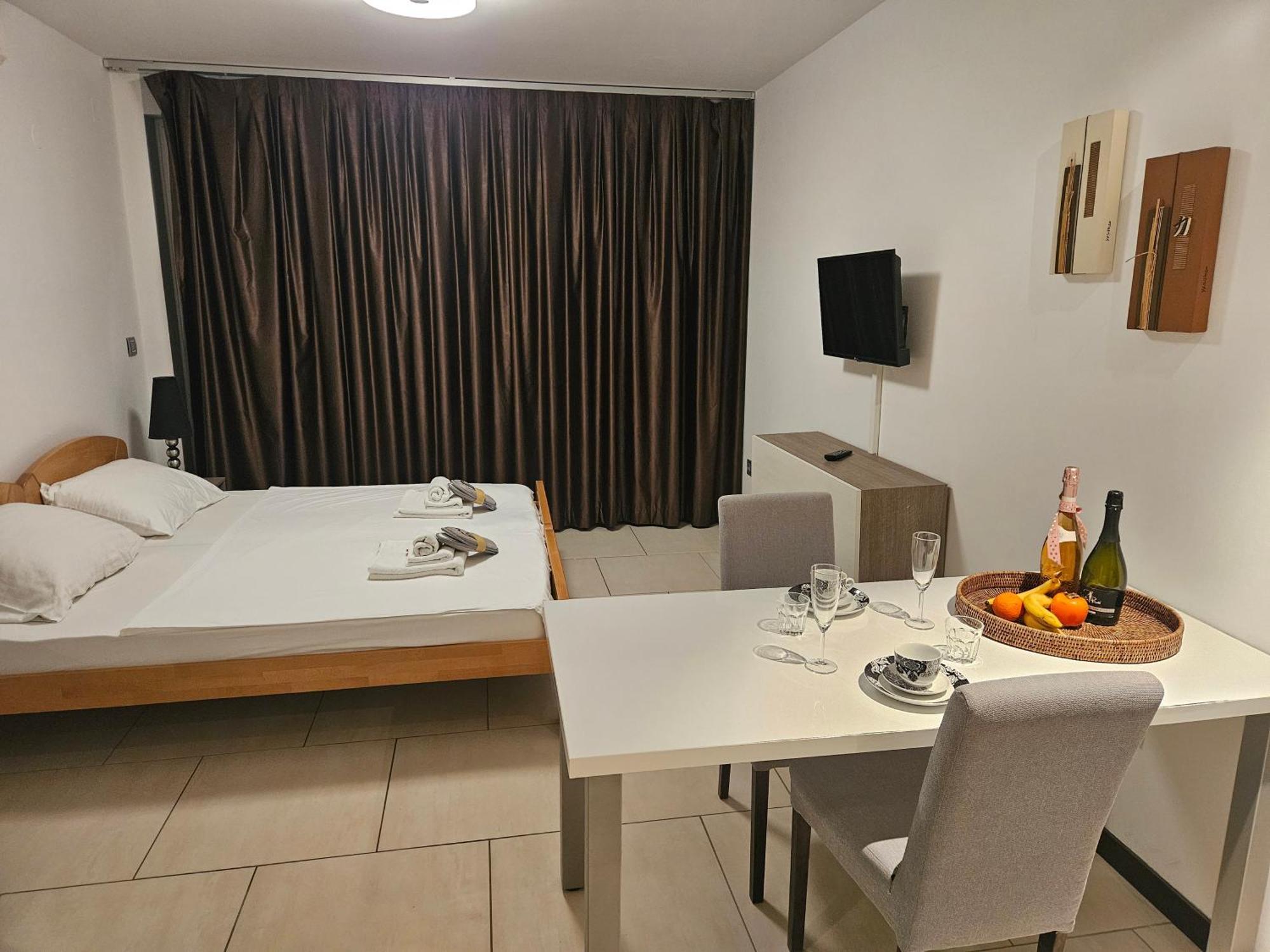 Kristal Paris Resort Novalja Zewnętrze zdjęcie