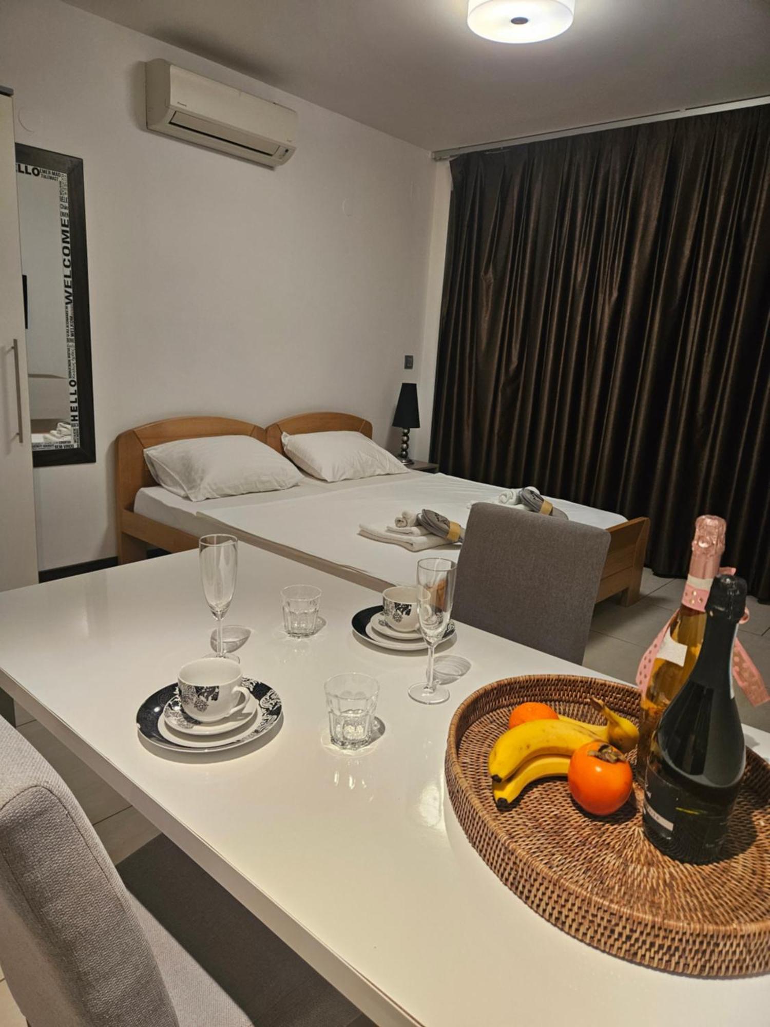 Kristal Paris Resort Novalja Zewnętrze zdjęcie