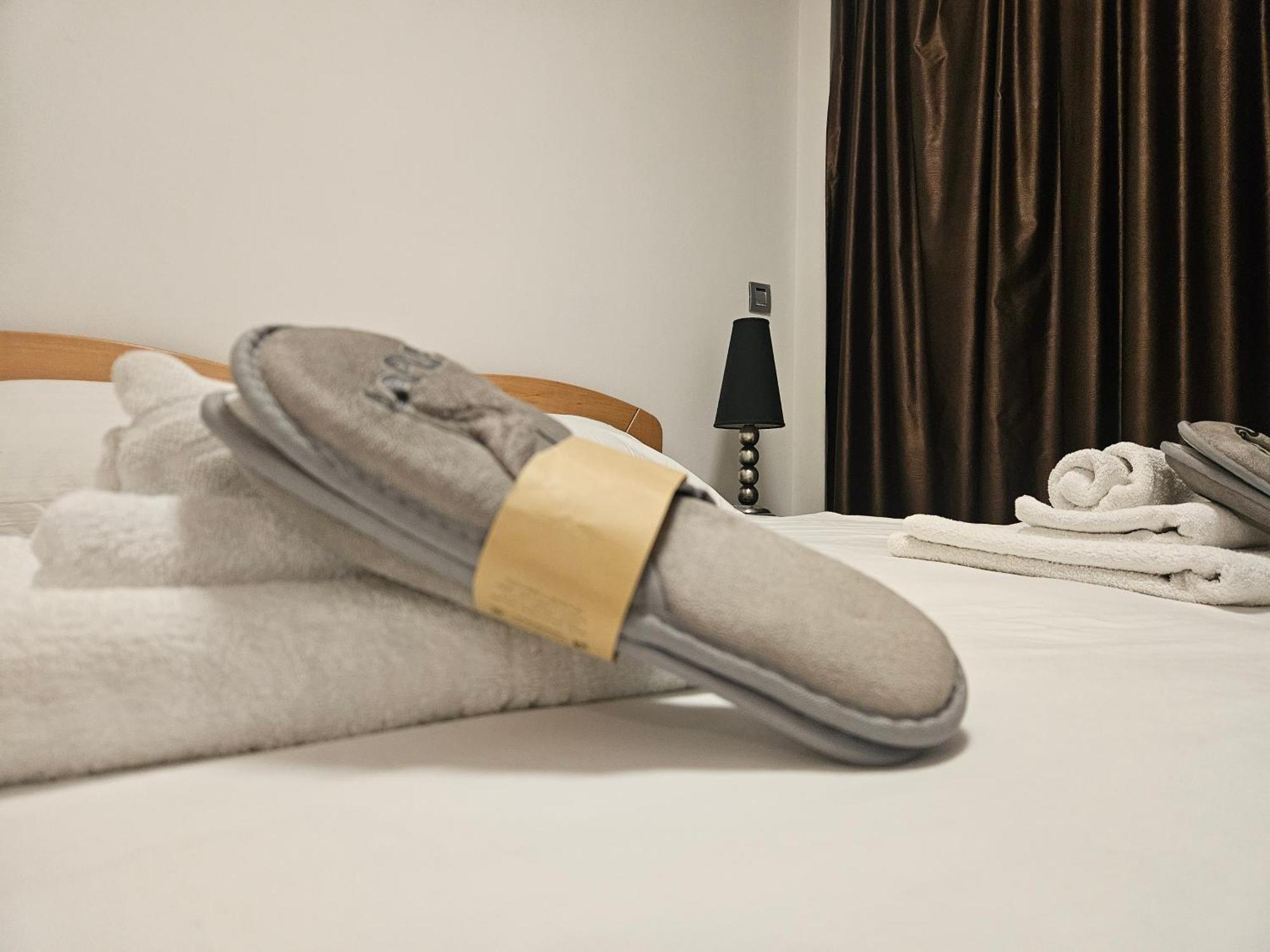 Kristal Paris Resort Novalja Zewnętrze zdjęcie