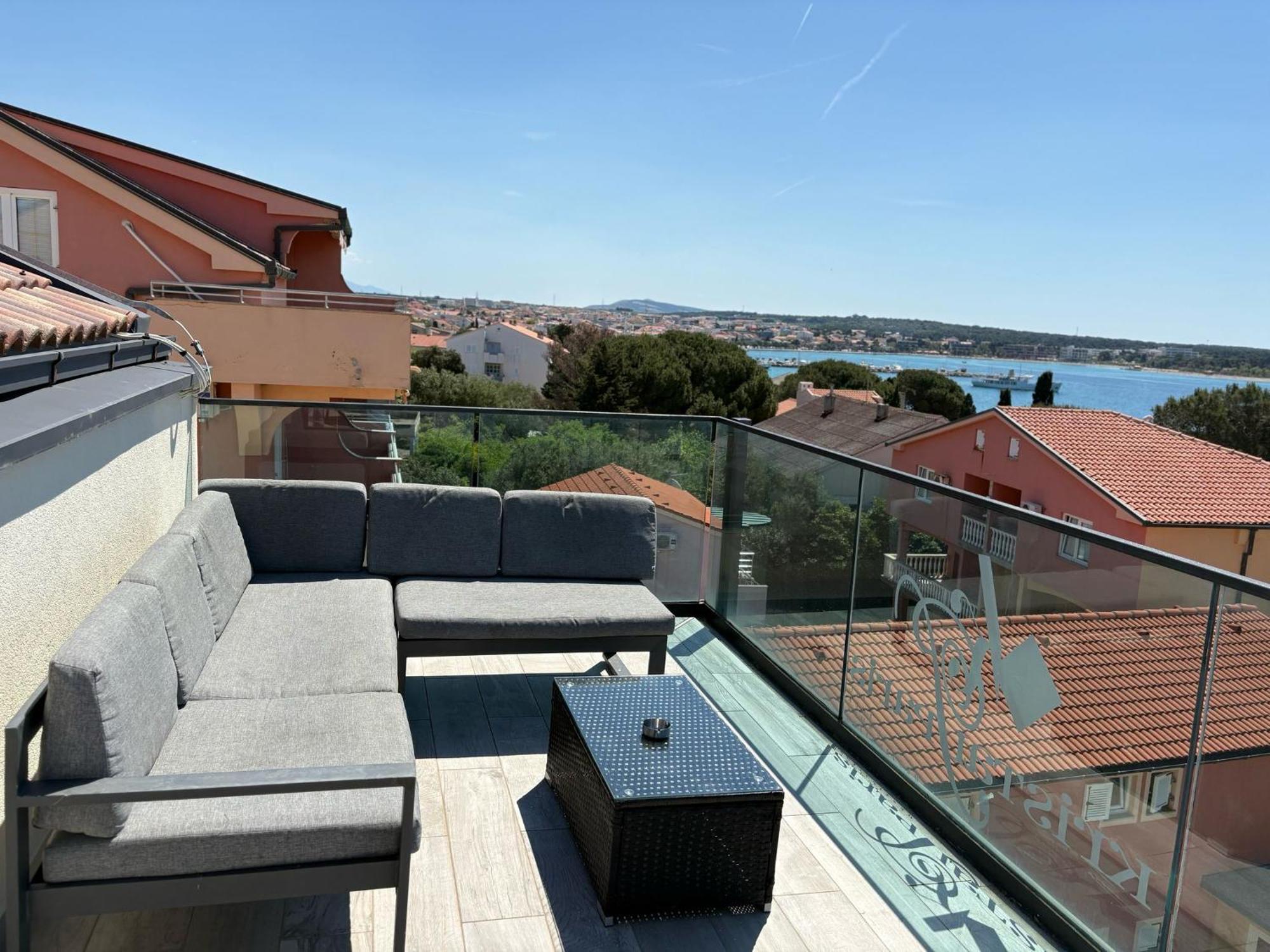 Kristal Paris Resort Novalja Zewnętrze zdjęcie